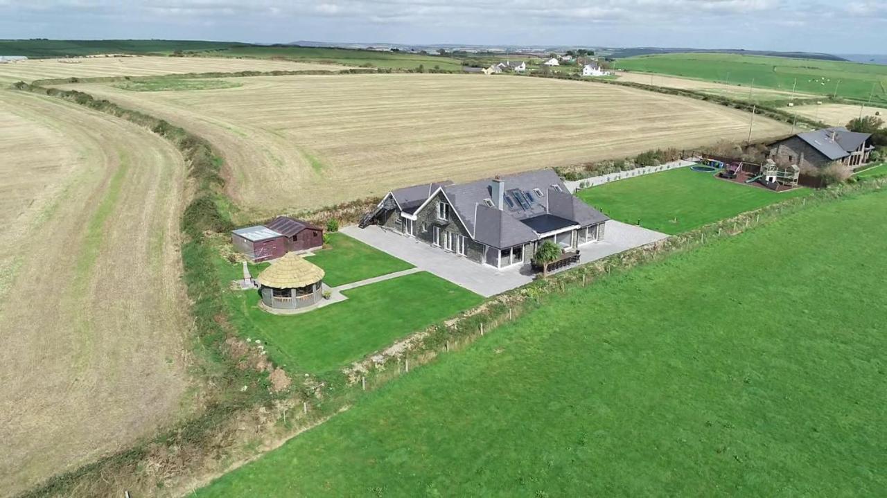Ocean View,Kinsale, Hosted By Exquisite Holiday Homes, Sleeps 22 Екстер'єр фото