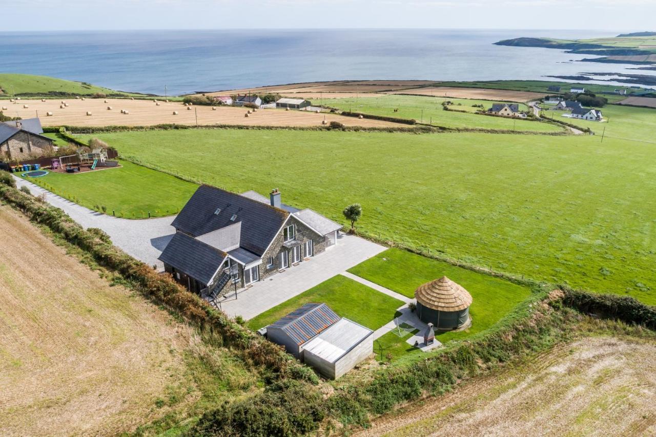 Ocean View,Kinsale, Hosted By Exquisite Holiday Homes, Sleeps 22 Екстер'єр фото