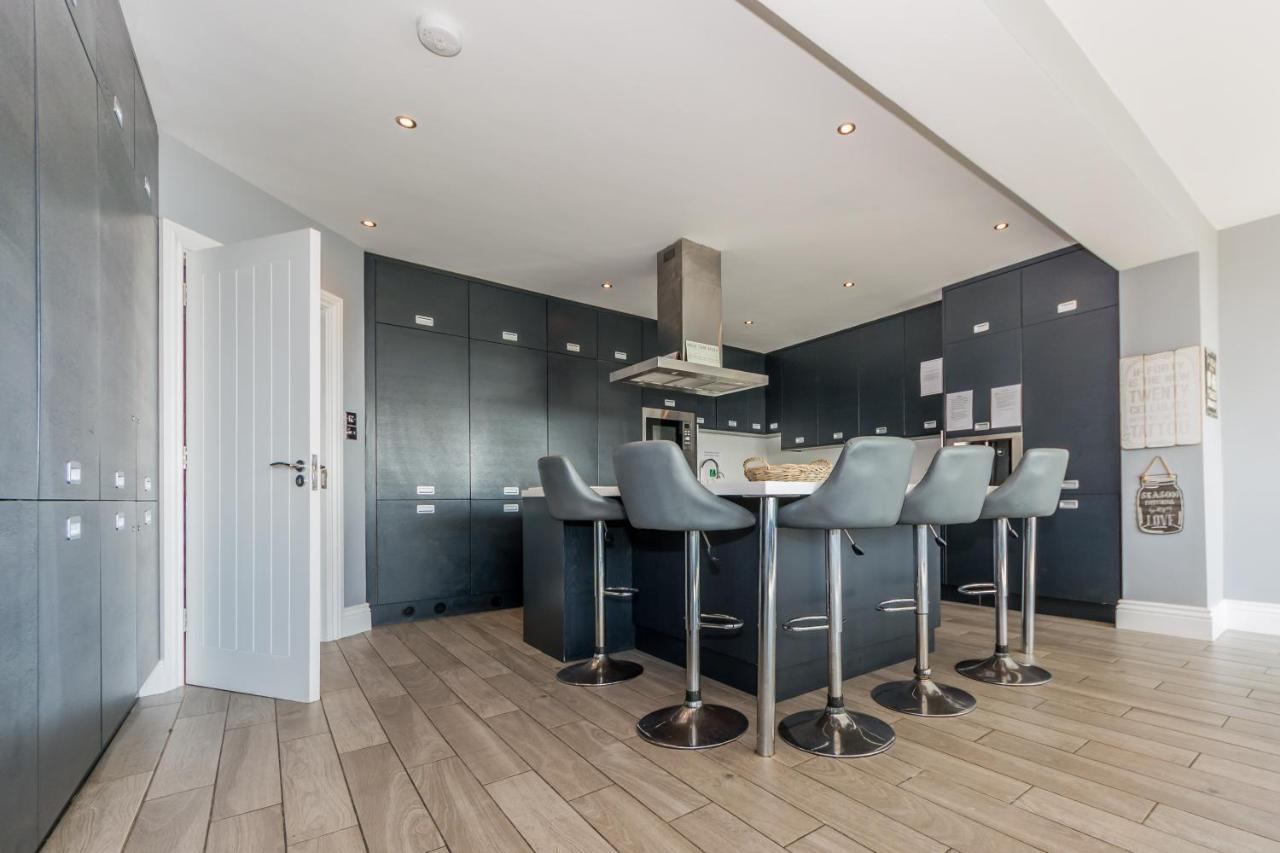 Ocean View,Kinsale, Hosted By Exquisite Holiday Homes, Sleeps 22 Екстер'єр фото