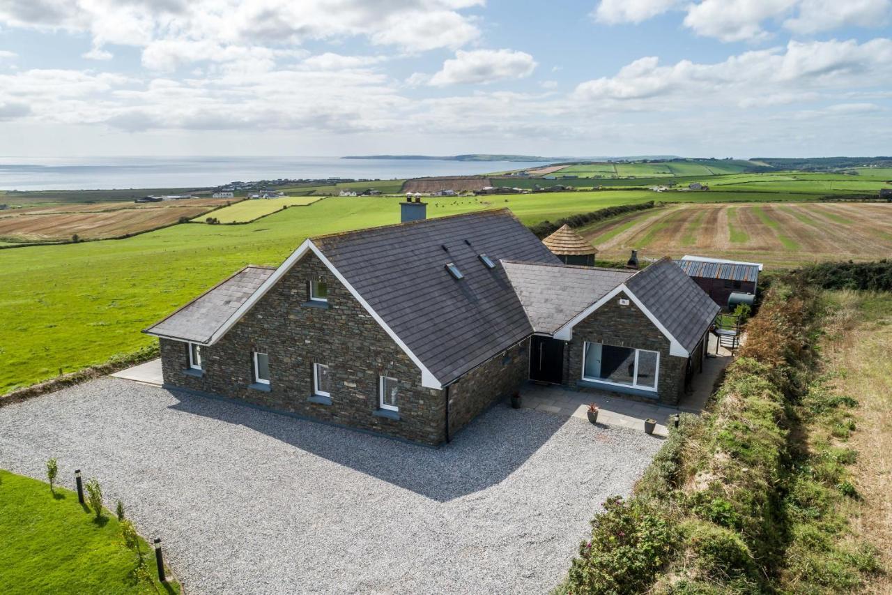 Ocean View,Kinsale, Hosted By Exquisite Holiday Homes, Sleeps 22 Екстер'єр фото