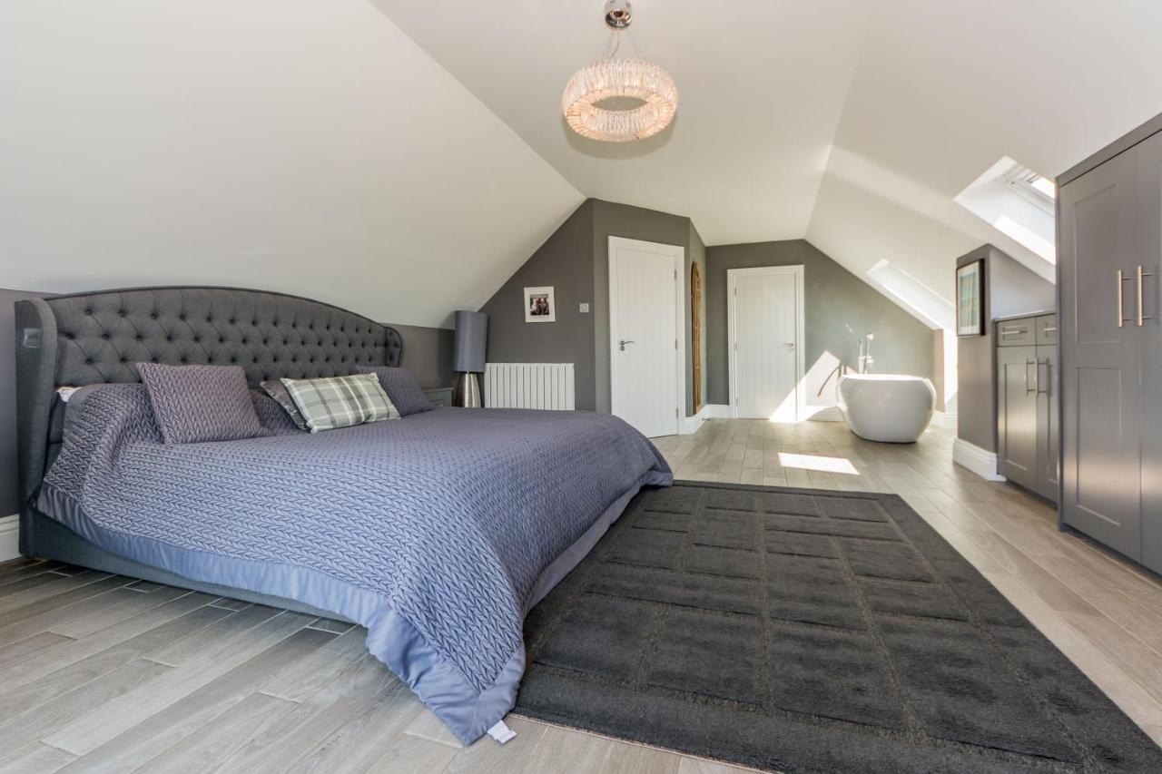 Ocean View,Kinsale, Hosted By Exquisite Holiday Homes, Sleeps 22 Екстер'єр фото