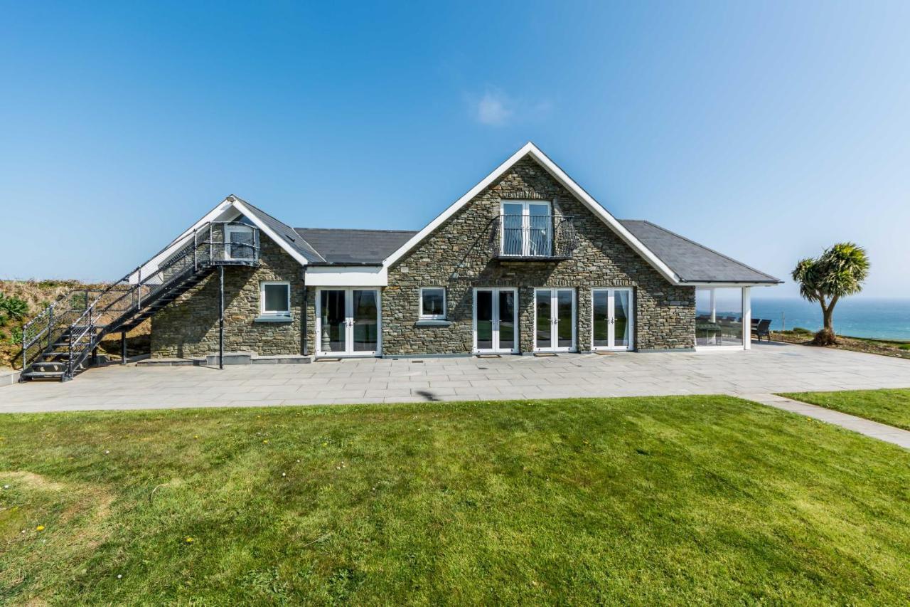Ocean View,Kinsale, Hosted By Exquisite Holiday Homes, Sleeps 22 Екстер'єр фото