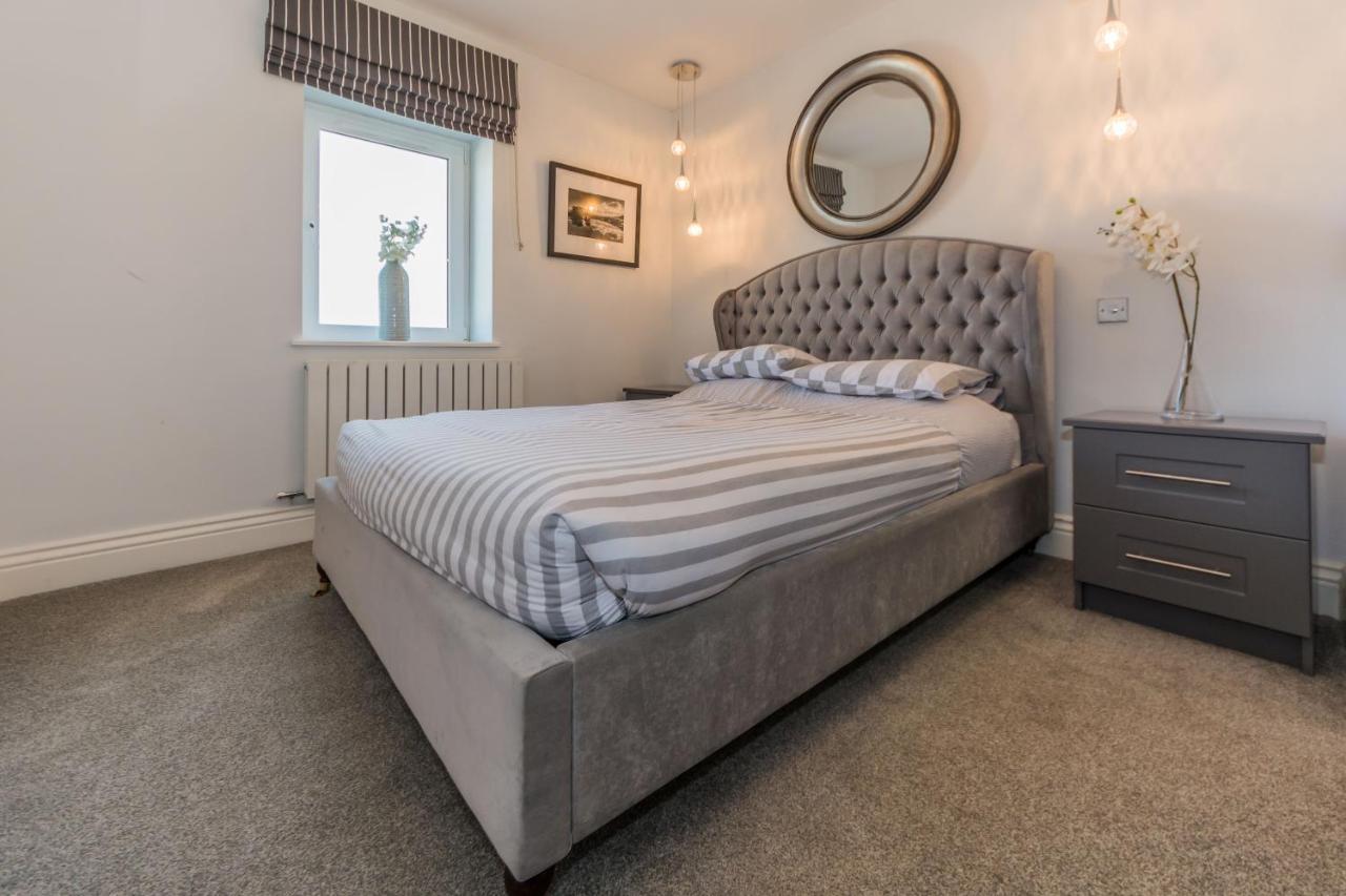 Ocean View,Kinsale, Hosted By Exquisite Holiday Homes, Sleeps 22 Екстер'єр фото