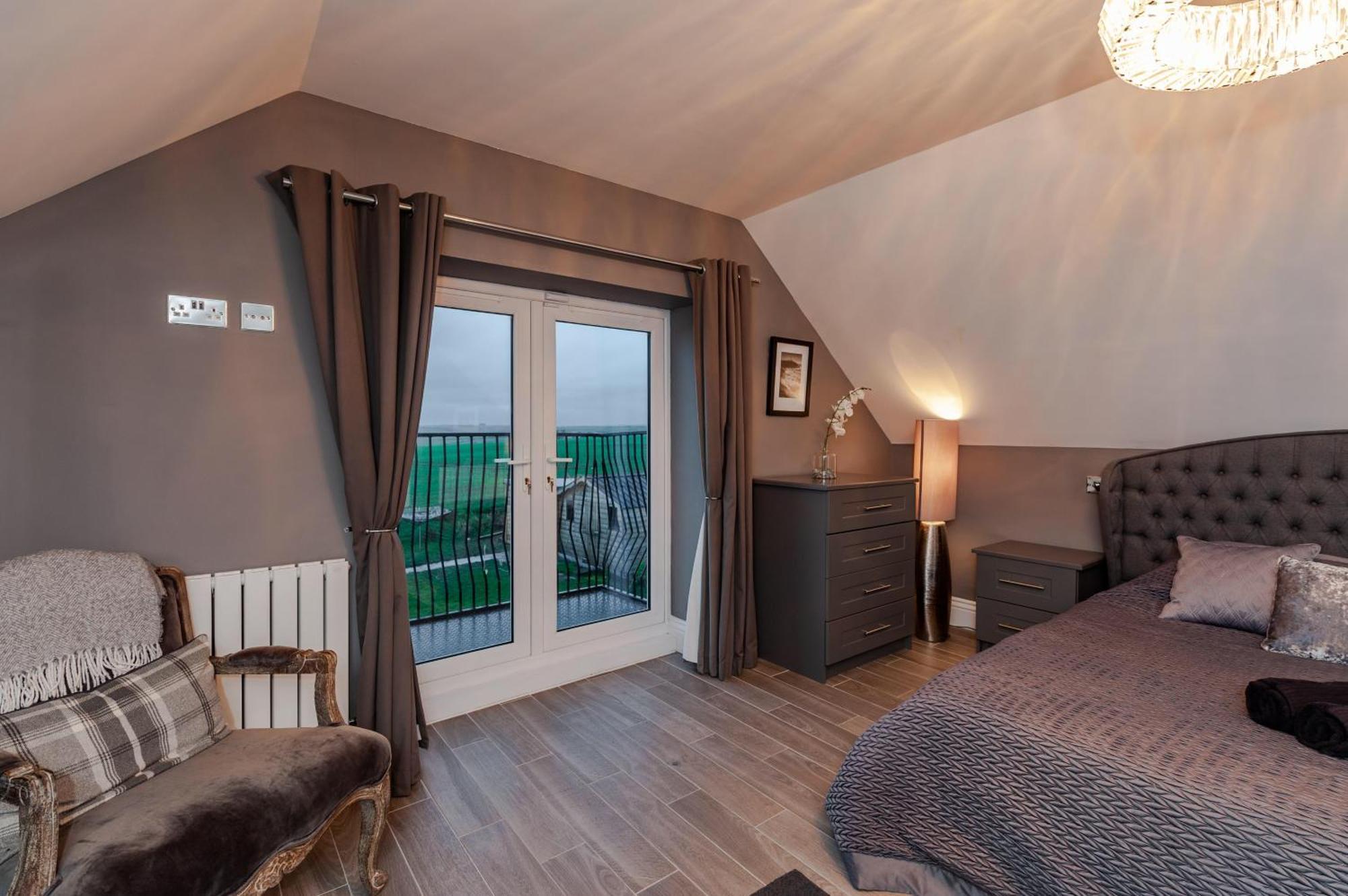 Ocean View,Kinsale, Hosted By Exquisite Holiday Homes, Sleeps 22 Екстер'єр фото
